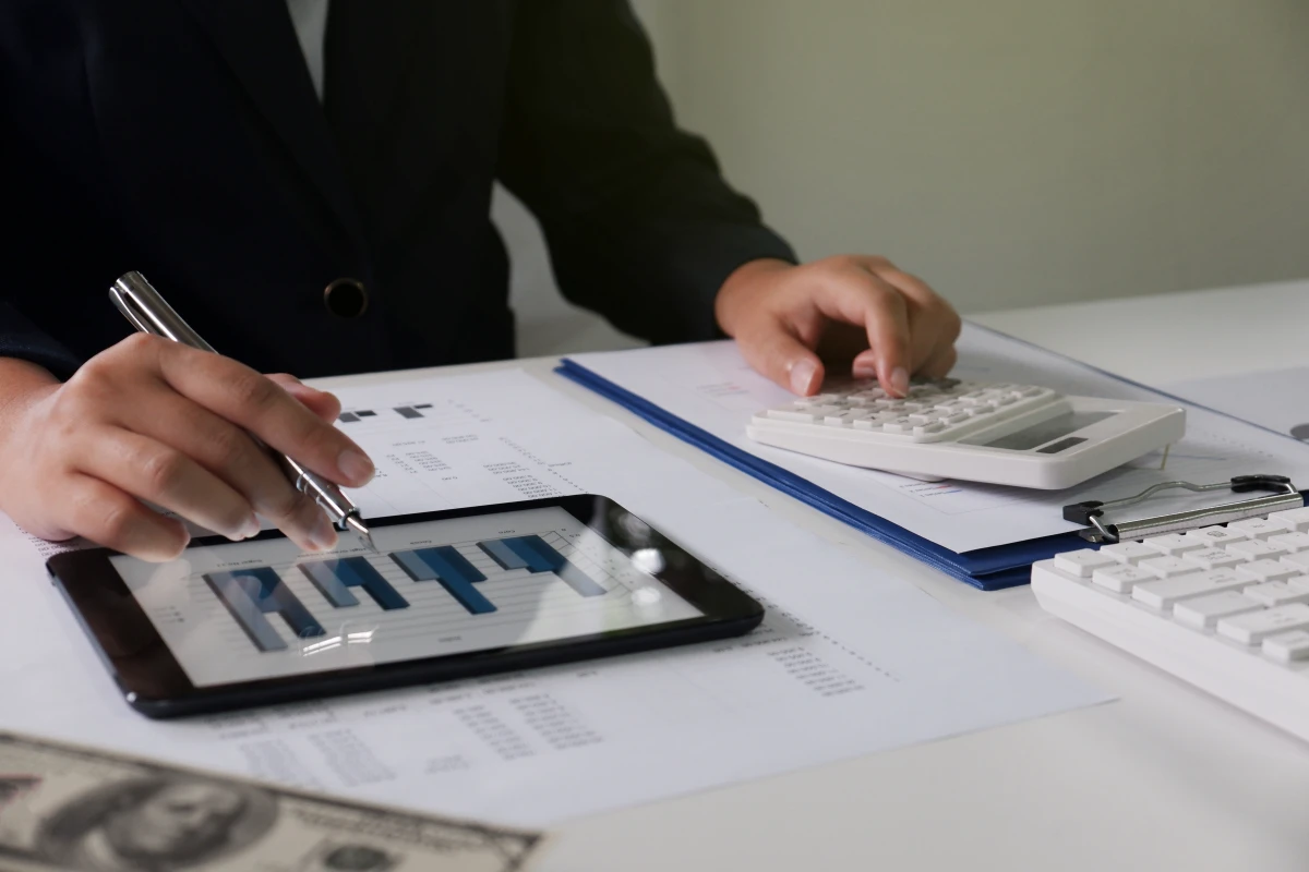 Assurer son entreprise et ses salariés : enjeux et solutions pour une protection optimale